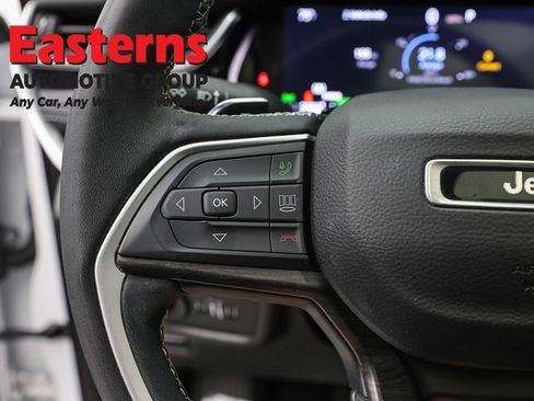 Used 2023 Jeep Grand Cherokee 4WD 4xe image 15