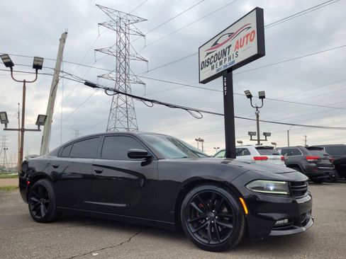 Used 2015 Dodge Charger R/T image 8