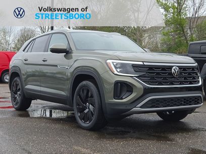New 2026 Volkswagen Atlas Cross Sport SE