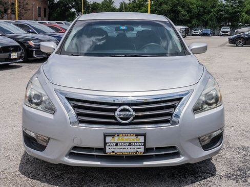 Used 2015 Nissan Altima 2.5 S w/ Power Driver Seat Package FWD image 2