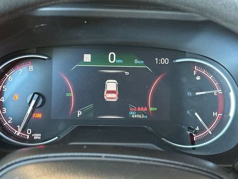 Used 2024 Toyota RAV4 XLE FWD image 24