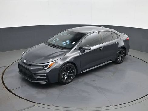 Used 2024 Toyota Corolla SE FWD image 25