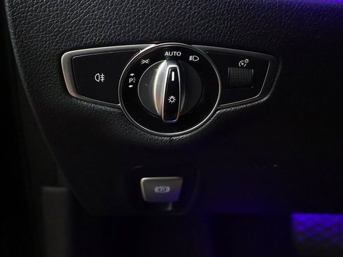 Used 2021 Mercedes-Benz E 350 4MATIC Sedan image 37