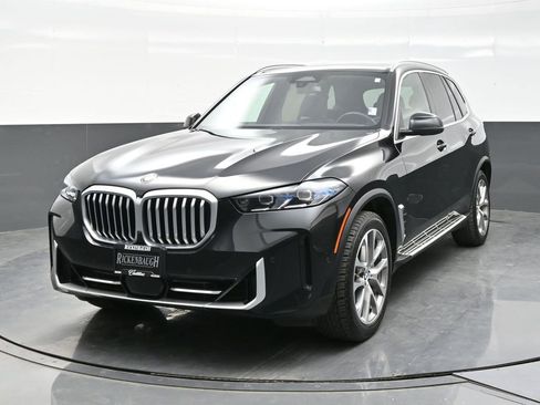 Used 2024 BMW X5 xDrive40i AWD/4WD image 2