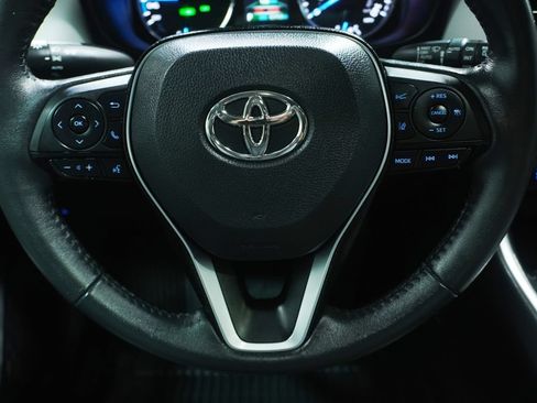Used 2022 Toyota RAV4 XLE w/ Convenience Package AWD/4WD image 18