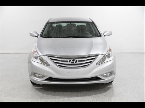 Used 2013 Hyundai Sonata GLS w/ Popular Equipment Pkg image 2