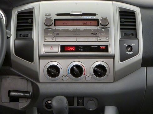 Used 2010 Toyota Tacoma 4x4 Access Cab V6 image 9