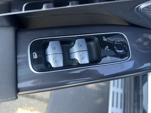 Certified 2023 Mercedes-Benz EQS 450+ SUV image 15