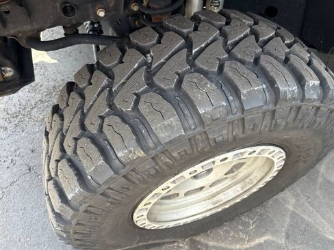Used 2016 Jeep Wrangler Unlimited Rubicon AWD/4WD image 11