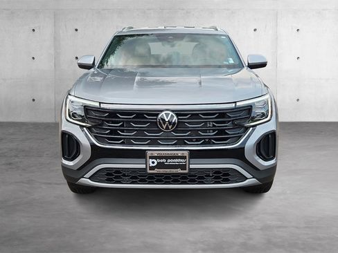New 2026 Volkswagen Atlas Cross Sport SE image 24