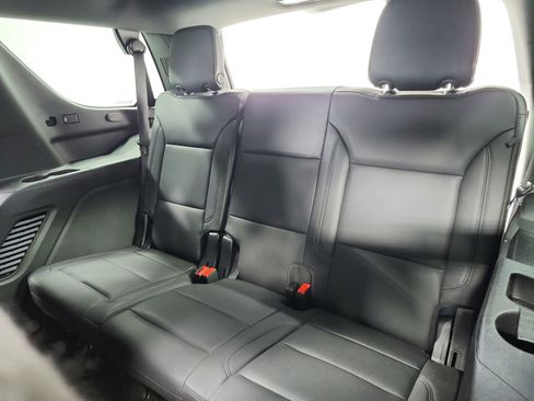 Used 2024 Chevrolet Tahoe LT image 39