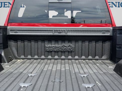 Used 2024 Chevrolet Silverado 2500 High Country w/ High Country Premium Package AWD/4WD image 15