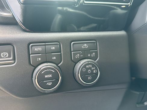 New 2026 Chevrolet Silverado 1500 RST AWD/4WD image 19