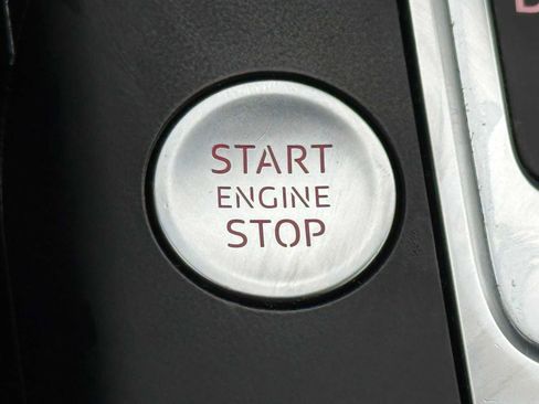 Used 2016 Audi A3 e-tron Premium w/ 17" Wheel Package image 30