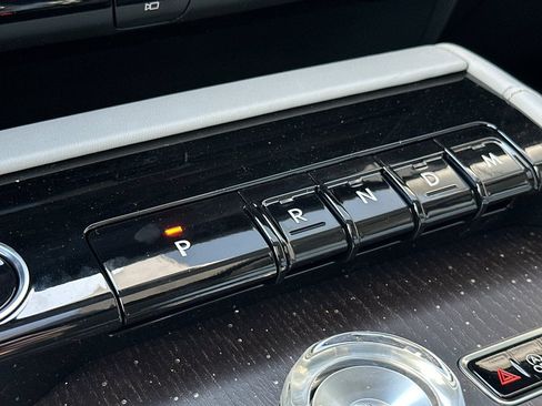 New 2026 Lincoln Navigator L Black Label AWD/4WD image 23
