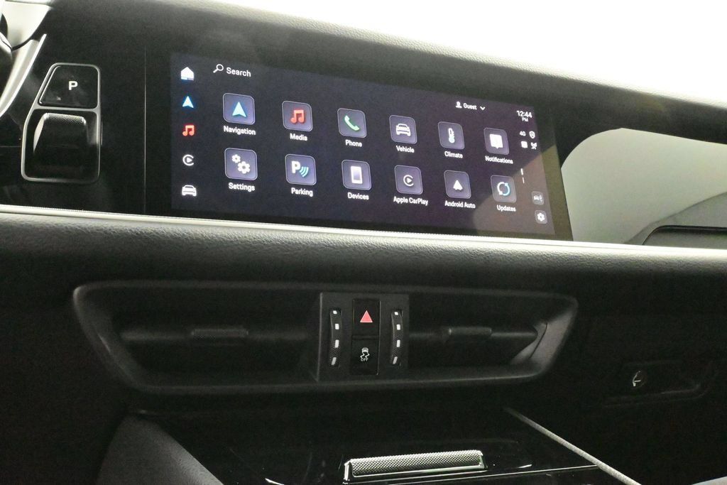 Certified 2025 Porsche Cayenne AWD/4WD image 8