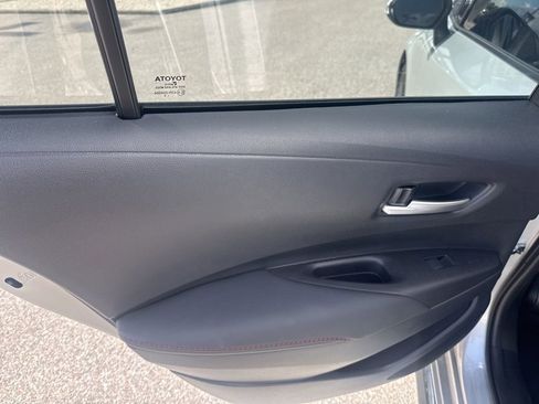 Used 2025 Toyota Corolla SE FWD image 12