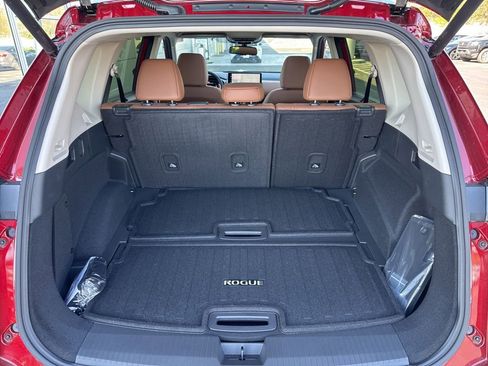 New 2026 Nissan Rogue Platinum AWD/4WD image 19