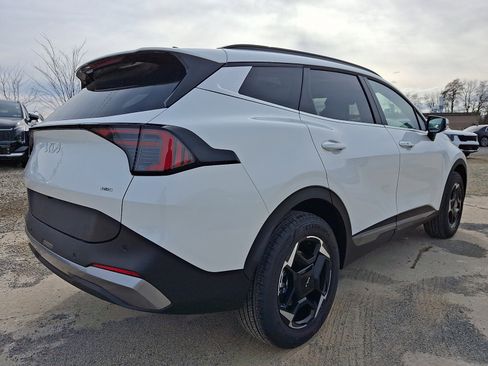 New 2026 Kia Sportage EX image 3