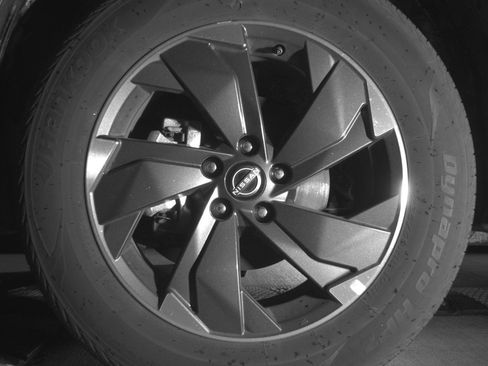 Used 2025 Nissan Rogue SV image 12