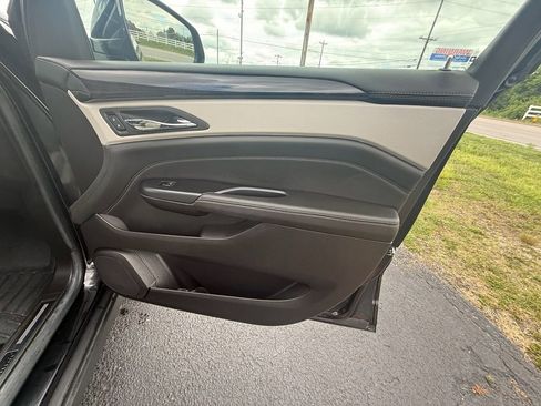 Used 2014 Cadillac SRX Premium FWD image 22