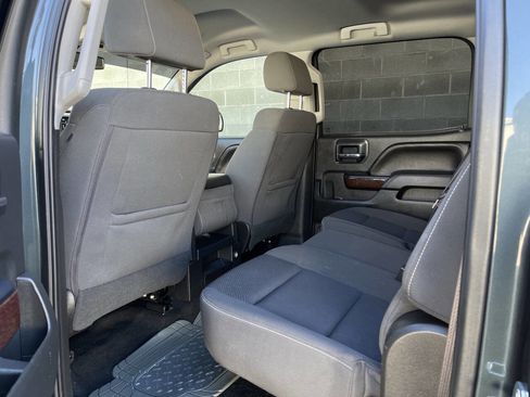 Used 2017 GMC Sierra 1500 SLE image 16