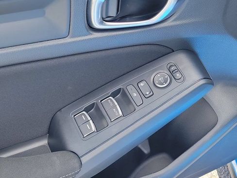 Used 2025 Honda Civic Sport image 17