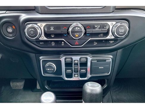 Used 2020 Jeep Wrangler Unlimited Sport S AWD/4WD image 31