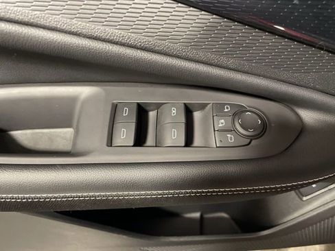 Used 2024 Chevrolet Blazer EV LT image 14