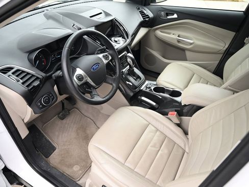 Used 2016 Ford Escape Titanium image 18