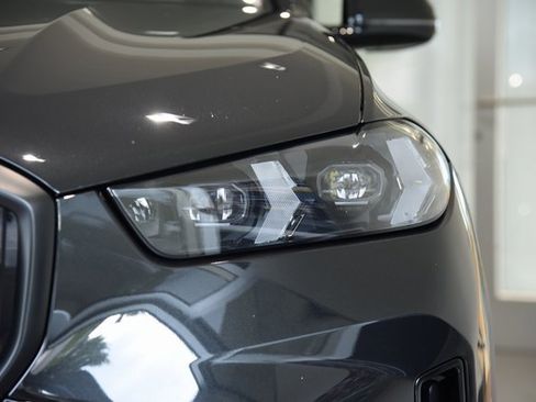 New 2026 BMW X5 xDrive50e w/ Executive Package image 7