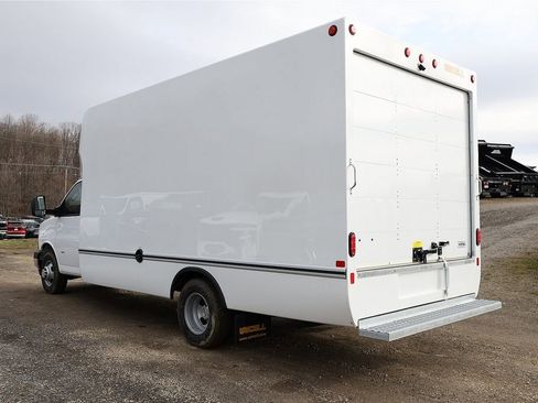 New 2026 Chevrolet Express 3500 w/ Power Convenience Package image 4