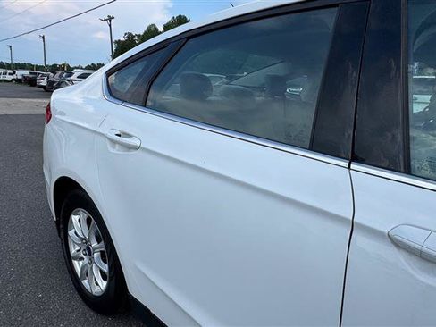Used 2015 Ford Fusion S FWD image 20