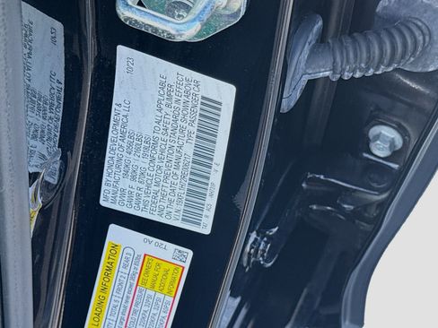 Certified 2024 Honda Civic EX-L image 36