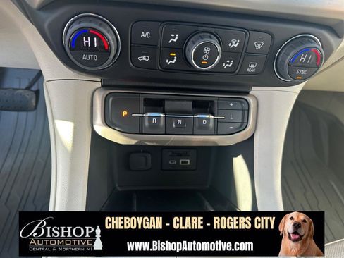 Used 2023 GMC Acadia Denali w/ Denali Ultimate Package image 33