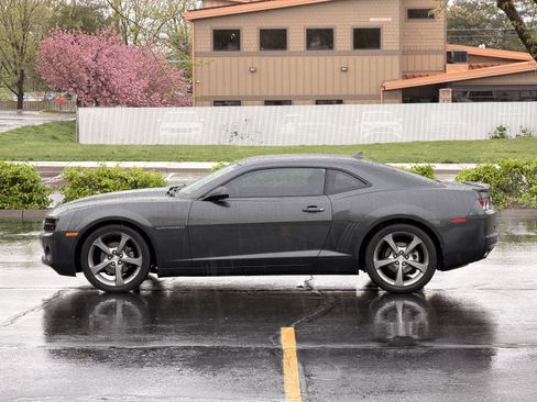 Used 2013 Chevrolet Camaro LT w/ RS Package RWD image 8