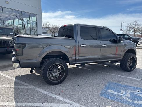 Used 2018 Ford F150 XLT w/ Equipment Group 302A Luxury image 30