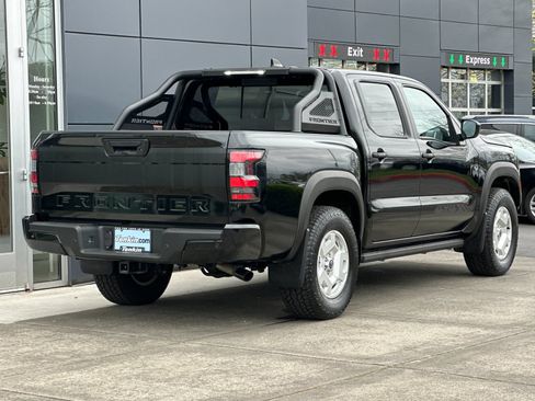 Certified 2024 Nissan Frontier SV w/ Hardbody Edition AWD/4WD image 3