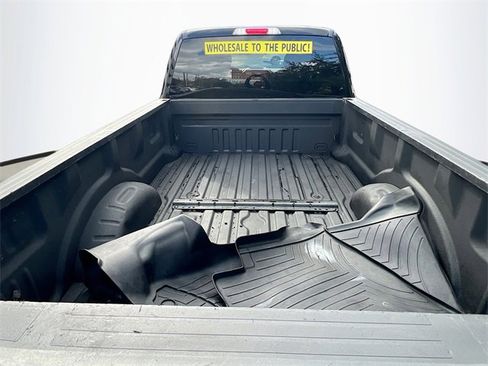 Used 2017 Ford F350 XLT w/ XLT Premium Package image 27