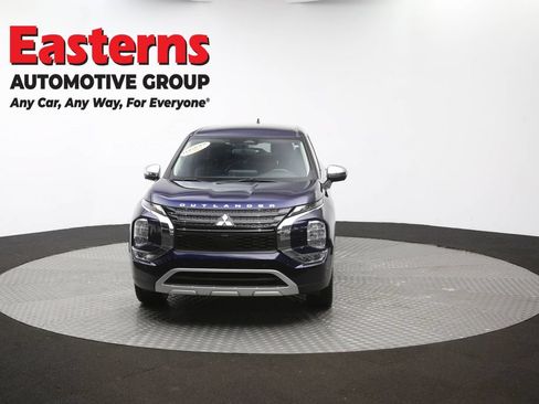 Used 2023 Mitsubishi Outlander SE AWD/4WD image 53