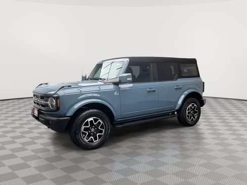 Used 2023 Ford Bronco Outer Banks AWD/4WD image 32