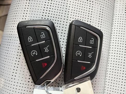 Certified 2024 Cadillac XT4 Sport AWD/4WD image 19