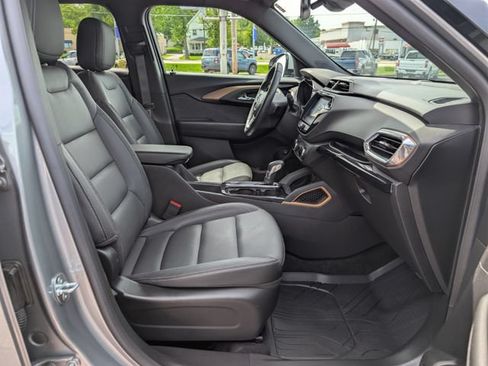 Used 2023 Chevrolet TrailBlazer ACTIV w/ Sun and Liftgate Package AWD/4WD image 12