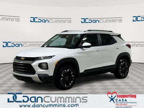 Used 2022 Chevrolet TrailBlazer LT AWD/4WD image 1