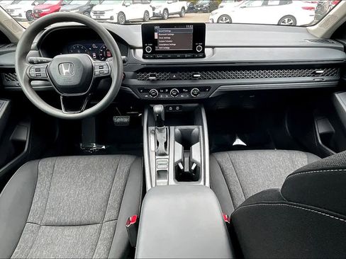 Used 2025 Honda Accord SE image 14