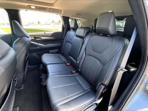 Certified 2023 INFINITI QX60 Luxe w/ Vision Package AWD/4WD image 32