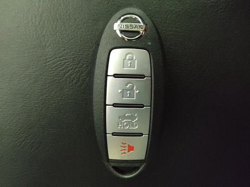 Used 2020 Nissan Sentra S FWD image 32