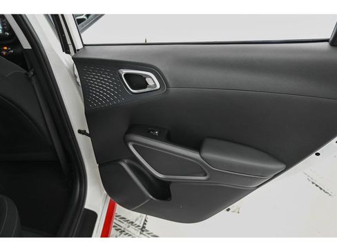 Used 2020 Kia Soul GT-Line image 17