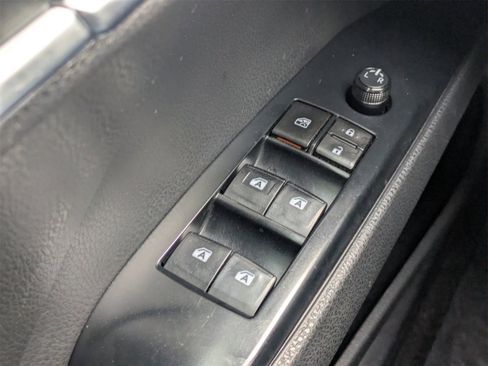 Used 2020 Toyota Camry LE image 26