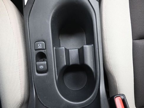 Used 2026 Toyota Corolla LE FWD image 10
